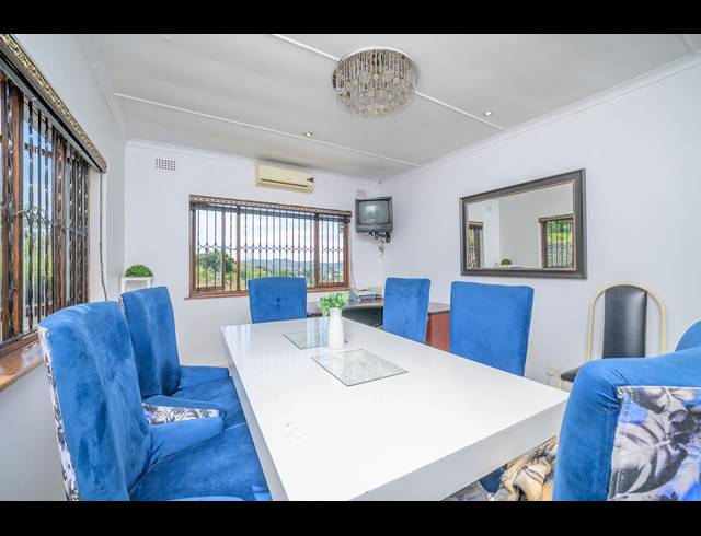 4 BEDROOM HOUSE FOR SALE IN RESERVOIR HILLS